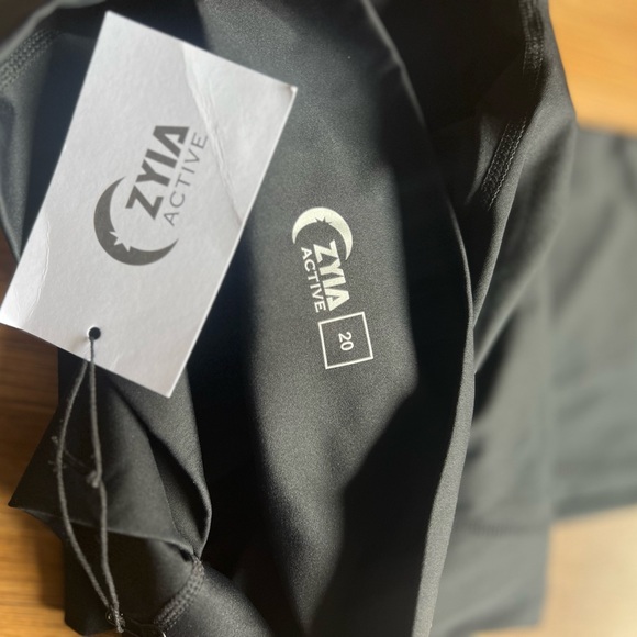 ZYIA Brilliant legging - Picture 3 of 4